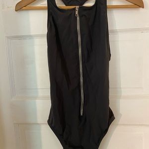 Swimsuit/bodysuit